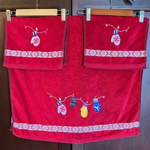 Set of holiday towels